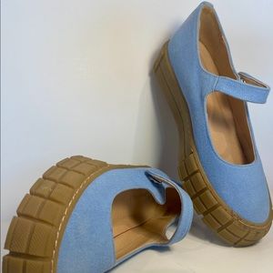 Anthropologie KiKi shoes